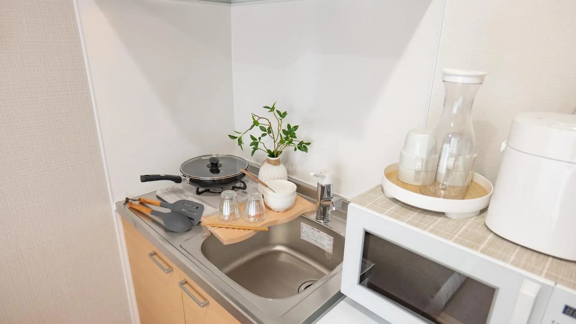 桜の川28 Shin-Okubo301 Subway 5Mins,New Design,More Than 6 People Apartment Tokyo 0*,
